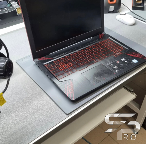 Asus TUF Gaming не включается не заряжается